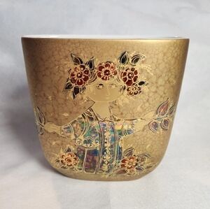 Bjørn Wiinblad  Rosenthal porcelain Pillow vase Sammuramat Scheherazade 1970s